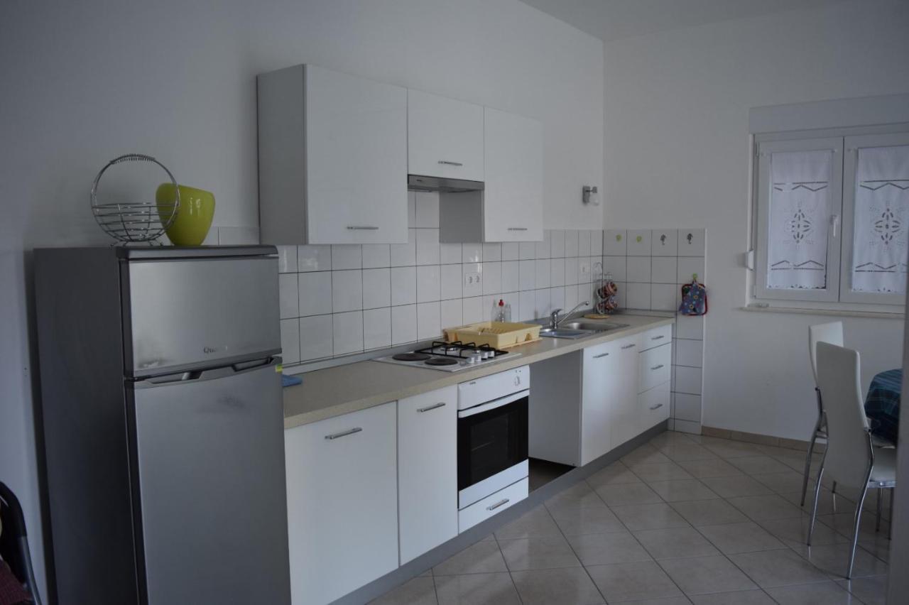 Apartman Julka ซูโกชัน ภายนอก รูปภาพ